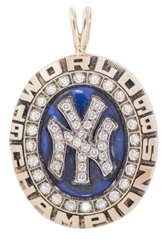 1998 NY Yankees World Series Champions 14K Gold Pendant with Diamonds (Tomlin)